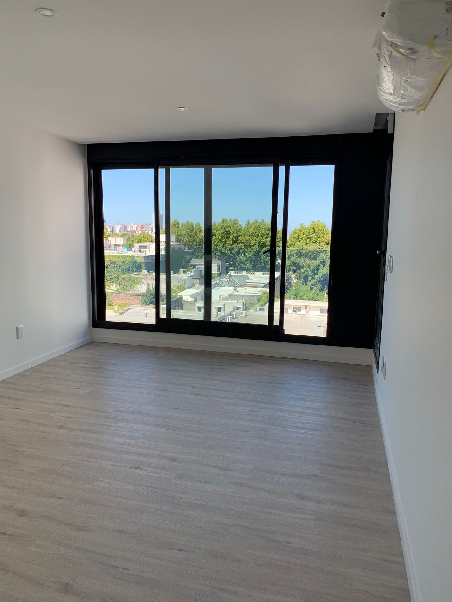 APARTAMENTO UN DORMITORIO, PARQUE RODO