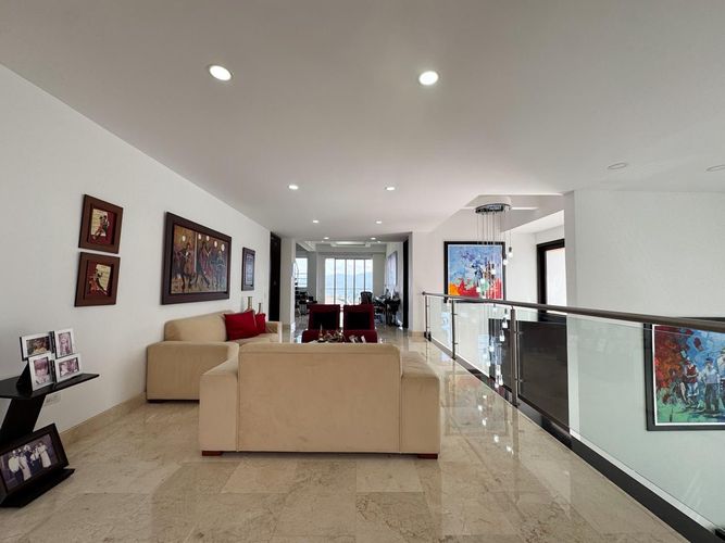 Casa de 5 alcobas en venta en Ruitoque Condominio, Piedecuesta, 592 m² · foto 13 de 24