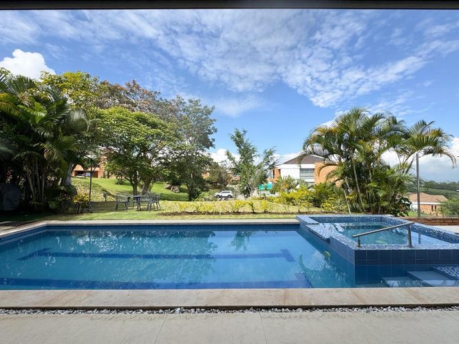 Casa de 5 alcobas en venta en Ruitoque Condominio, Piedecuesta, 592 m² · foto 10 de 24