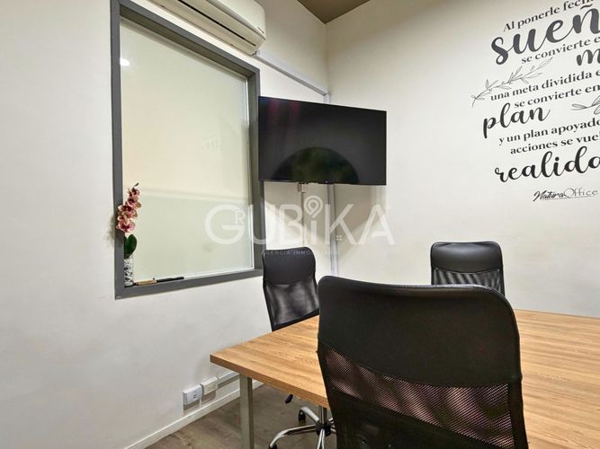 Casa de 11 alcobas en venta en Centenario, Cali, 320 m² · foto 12 de 24
