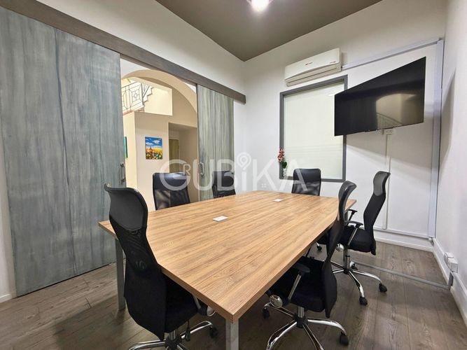 Casa de 11 alcobas en venta en Centenario, Cali, 320 m² · foto 13 de 24