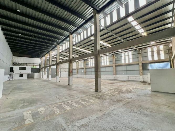 Bodega en arriendo en La Tablaza, La Estrella, 1300 m² · foto 3 de 4