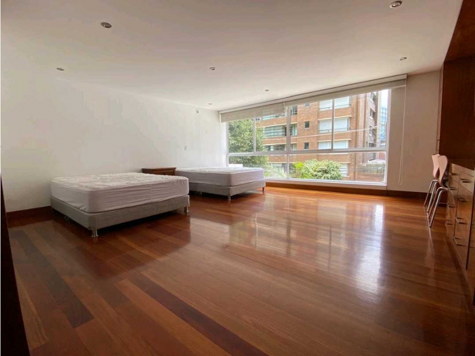 Casa en arriendo en Chicó Alto, Bogotá · foto 15 de 24