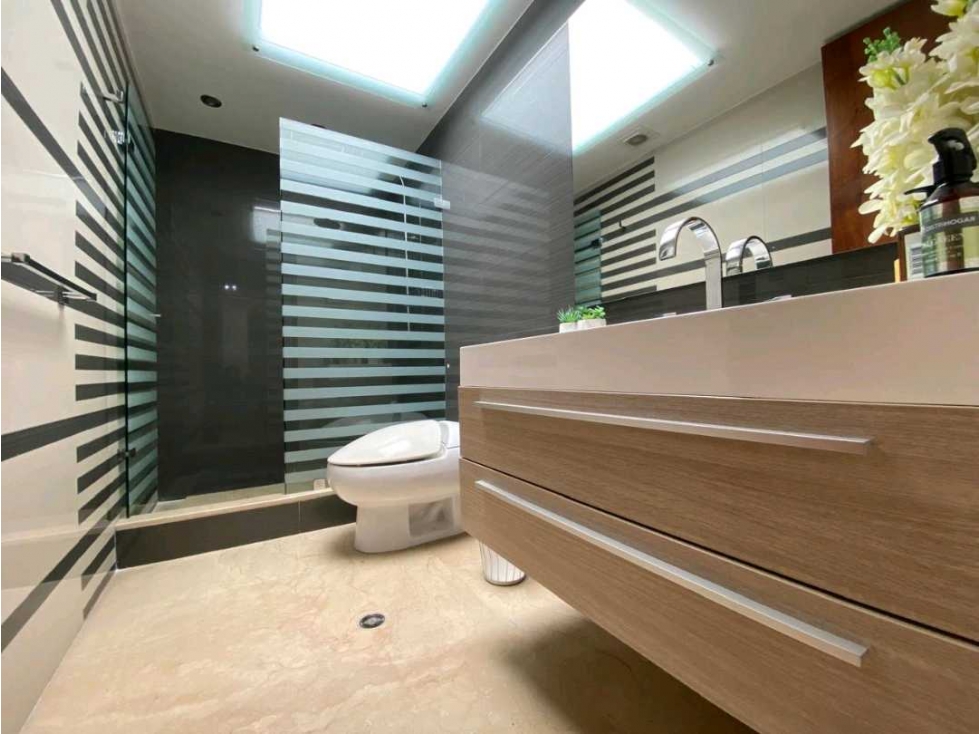 Casa en arriendo en Chicó Alto, Bogotá · foto 18 de 24