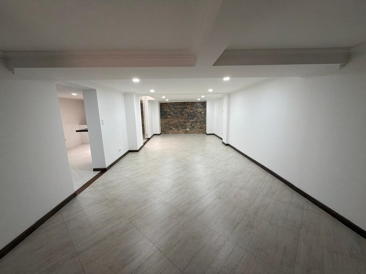 Casa en venta en Engativá, Bogotá · foto 8 de 24