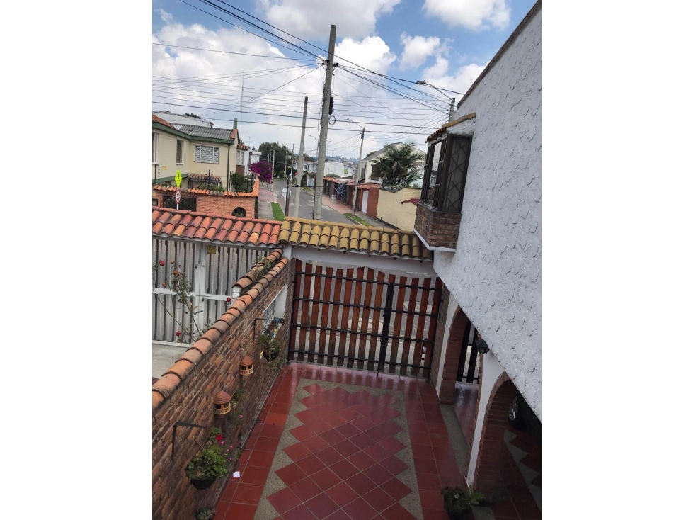 Casa en venta en Cedritos, Bogotá · foto 7 de 24