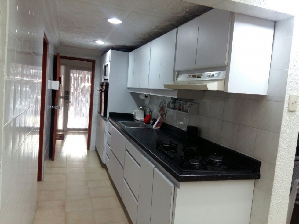 Casa en venta en Cedritos, Bogotá · foto 9 de 24