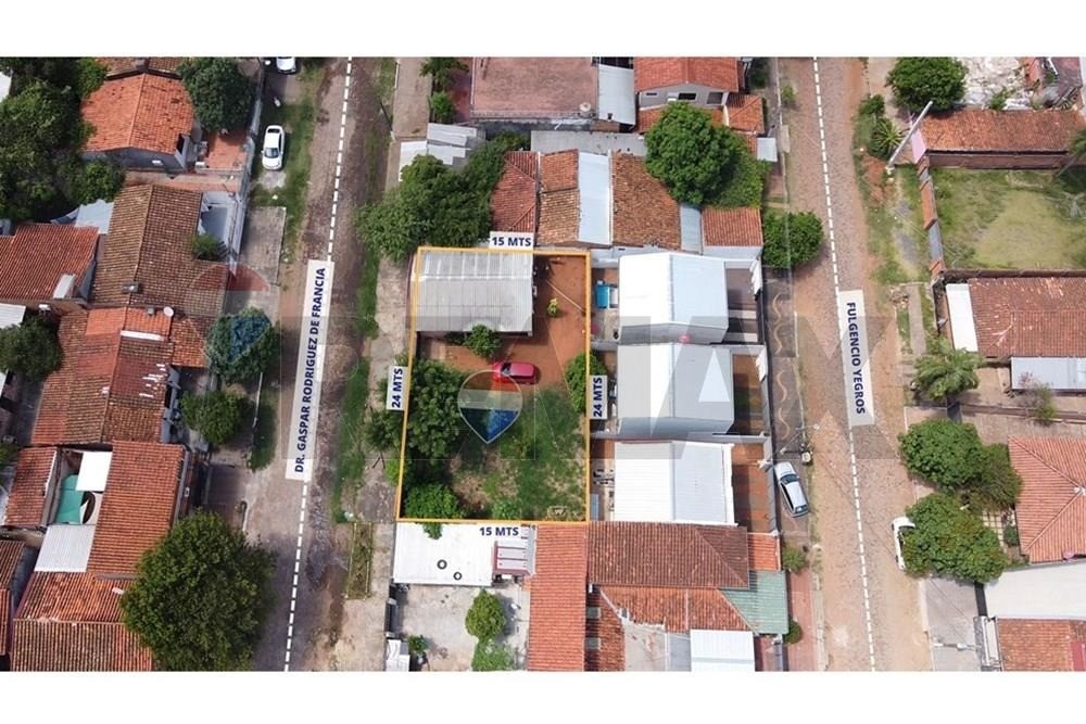 VENDO CASA CON TERRENO EN LAMBARÉ EXCELENTE UBICACIÓN — foto 2