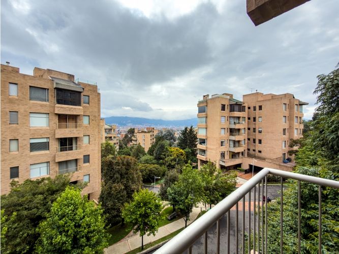 Apartamento de 4 alcobas en venta en Cerros De Niza, Bogotá, 355 m² · foto 6 de 24