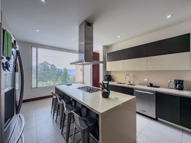 Apartamento de 4 alcobas en venta en Cerros De Niza, Bogotá, 355 m² · foto 15 de 24