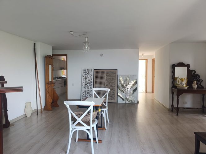 Apartamento de 3 alcobas en arriendo en El Poblado, Medellín, 110 m² · foto 3 de 19