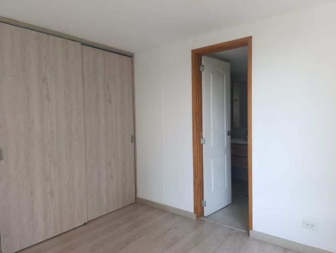 Apartamento de 3 alcobas en arriendo en El Poblado, Medellín, 110 m² · foto 13 de 19