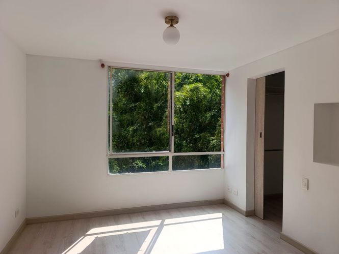 Apartamento de 3 alcobas en arriendo en El Poblado, Medellín, 110 m² · foto 16 de 19