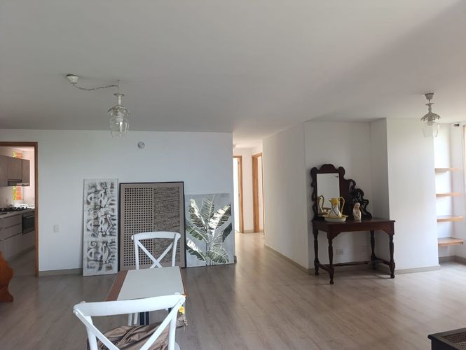 Apartamento de 3 alcobas en arriendo en El Poblado, Medellín, 110 m² · foto 4 de 19