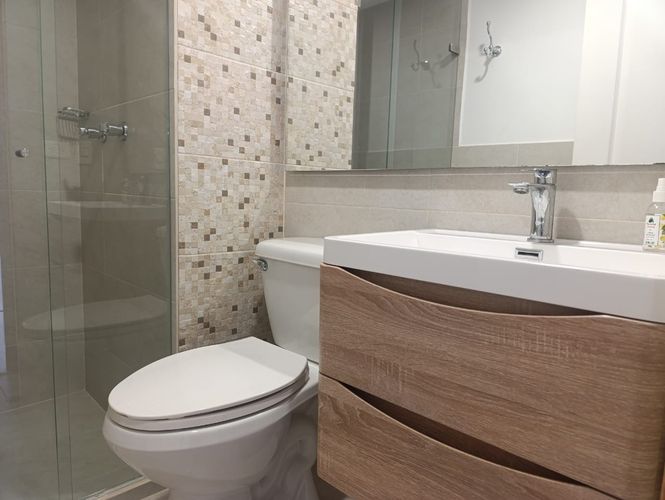 Apartamento de 3 alcobas en arriendo en El Poblado, Medellín, 110 m² · foto 18 de 19