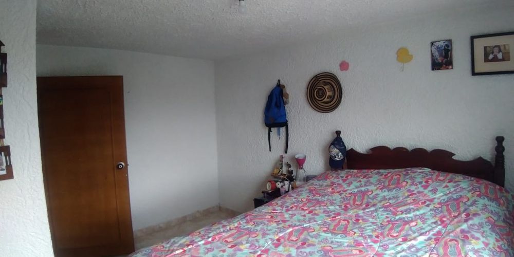 Casa de 3 alcobas en venta en Francisco Martinez Rico, Funza, 379 m² · foto 4 de 18