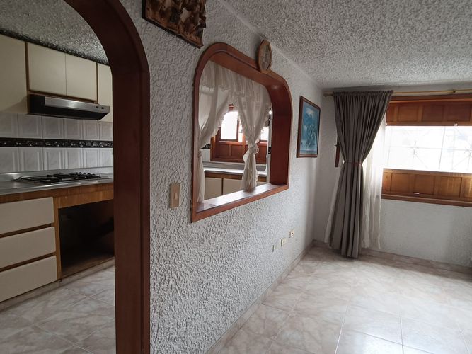 Casa de 3 alcobas en venta en Francisco Martinez Rico, Funza, 379 m² · foto 8 de 18