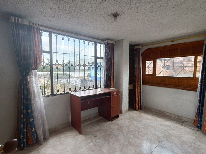 Casa de 3 alcobas en venta en Francisco Martinez Rico, Funza, 379 m² · foto 9 de 18
