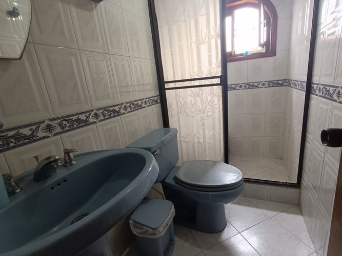 Casa de 3 alcobas en venta en Francisco Martinez Rico, Funza, 379 m² · foto 12 de 18