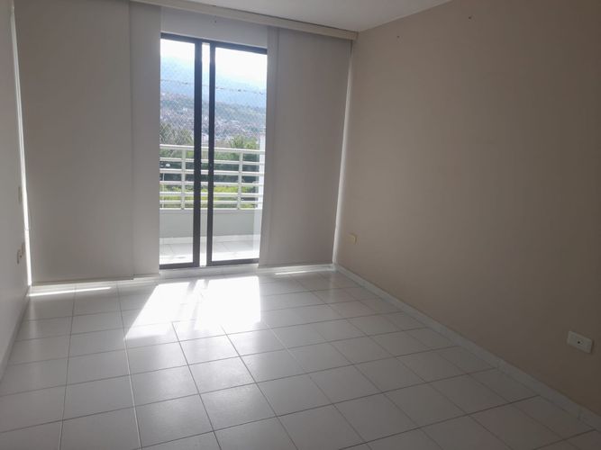 Apartamento de 3 alcobas en venta en Cañaveral, Floridablanca, 96 m² · foto 5 de 24