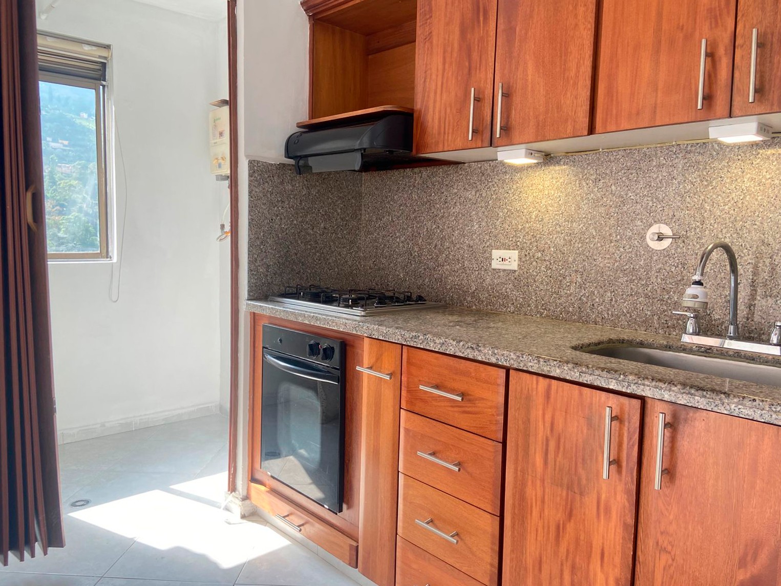 3BR Apartment in El Poblado (70 m²) - 4