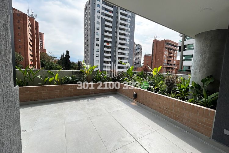 Apartamento de 2 alcobas en arriendo en Castropol, Medellín, 113 m² · foto 7 de 24