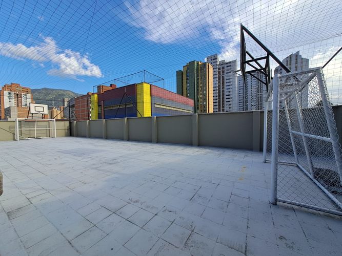 Edificio en arriendo en La Candelaria, Medellín, 3448 m² · foto 7 de 24