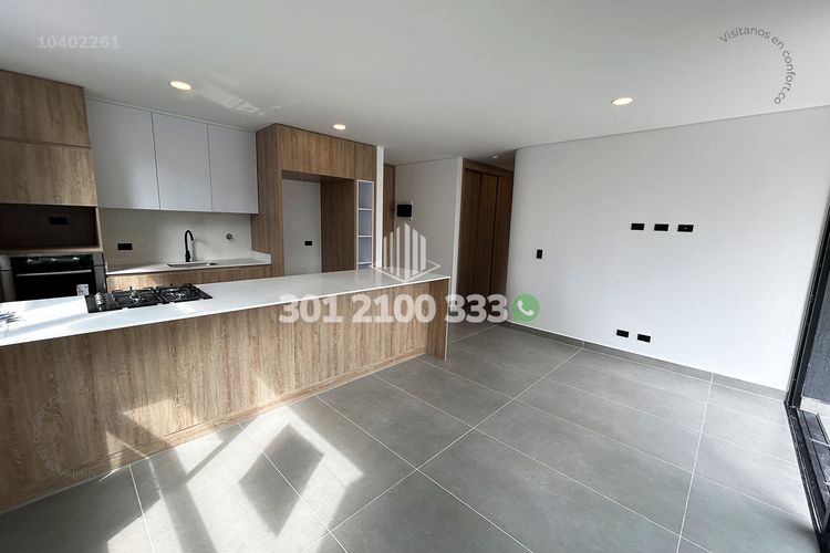 Apartamento de 2 alcobas en arriendo en Castropol, Medellín, 113 m² · foto 4 de 24