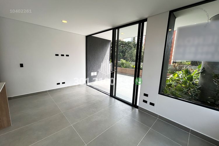 Apartamento de 2 alcobas en arriendo en Castropol, Medellín, 113 m² · foto 6 de 24
