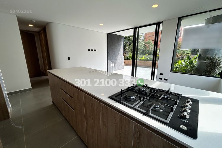 Apartamento de 2 alcobas en arriendo en Castropol, Medellín, 113 m² · foto 12 de 24