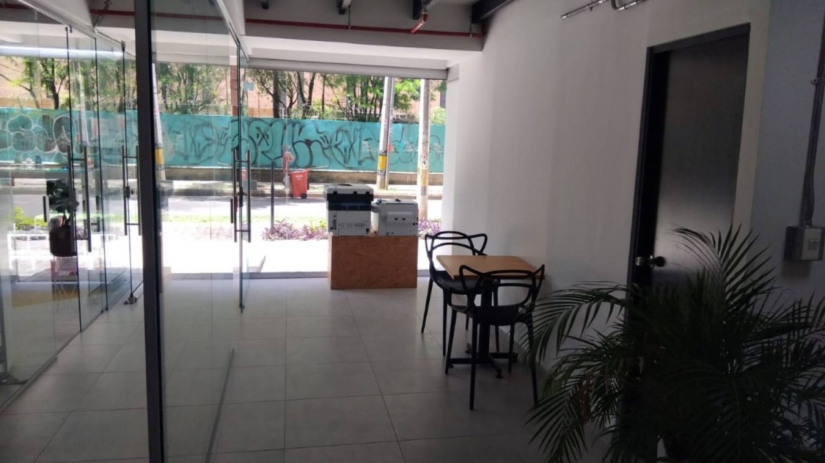 Local en Arriendo en Ciudad del Río, Medellín