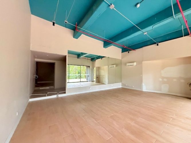 Oficina en venta en Vía Las Palmas, Envigado, 204 m² · foto 2 de 10