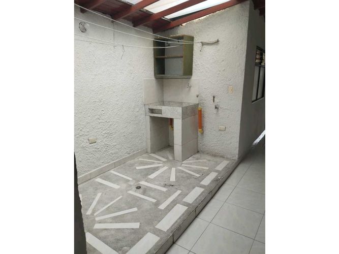 Casa de 3 alcobas en venta en Robledo, Medellín, 140 m² · foto 13 de 20