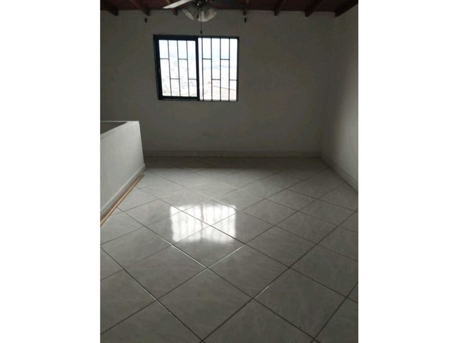 Casa de 3 alcobas en venta en Robledo, Medellín, 140 m² · foto 18 de 20