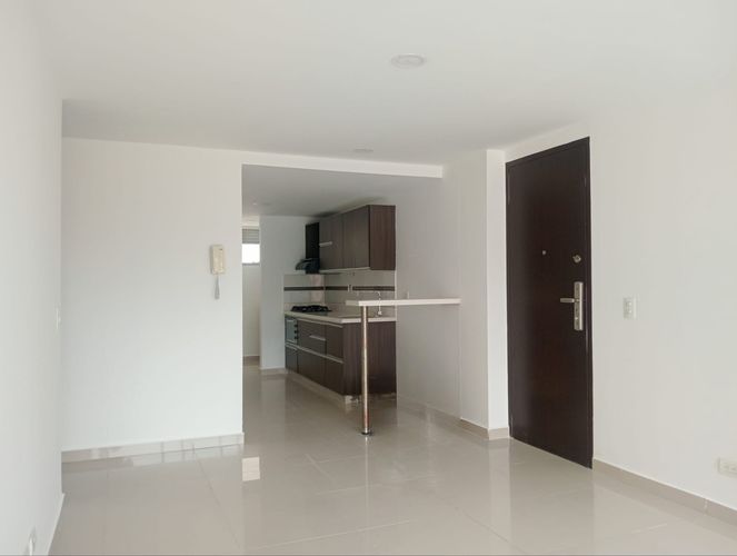 Apartamento de 3 alcobas en arriendo en Laureles, Medellín, 104 m² · foto 2 de 17
