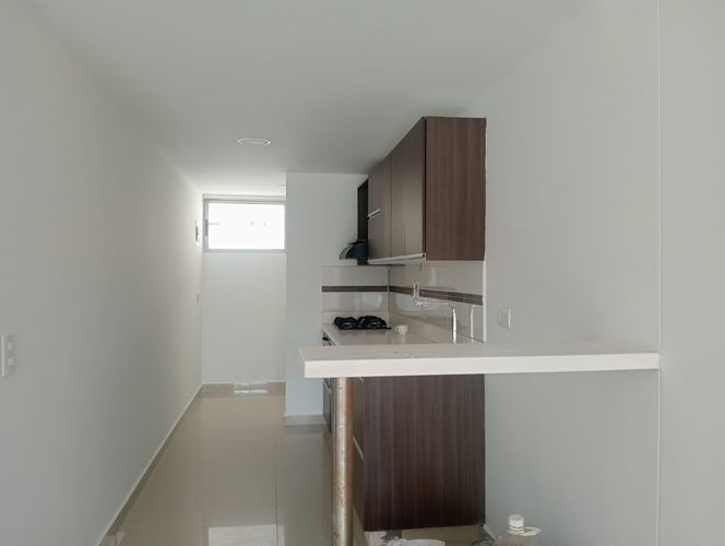 Apartamento de 3 alcobas en arriendo en Laureles, Medellín, 104 m² · foto 3 de 17