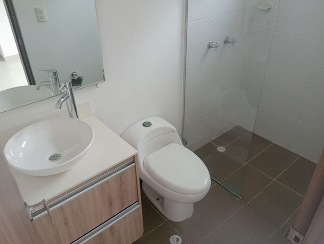 Apartamento de 3 alcobas en arriendo en Laureles, Medellín, 104 m² · foto 14 de 17