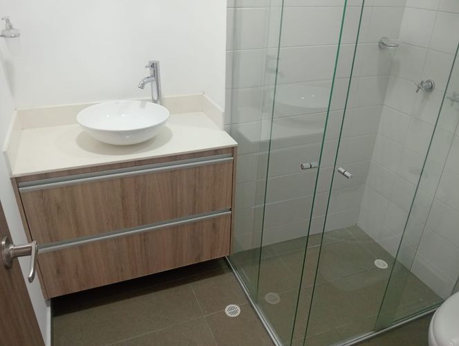 Apartamento de 3 alcobas en arriendo en Laureles, Medellín, 104 m² · foto 15 de 17
