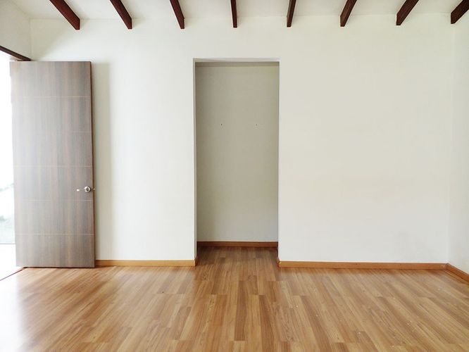 Casa de 4 alcobas en venta en Escobero, Envigado, 400 m² · foto 5 de 20