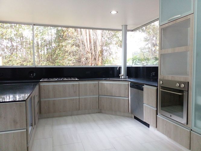 Casa de 4 alcobas en venta en Escobero, Envigado, 400 m² · foto 9 de 20