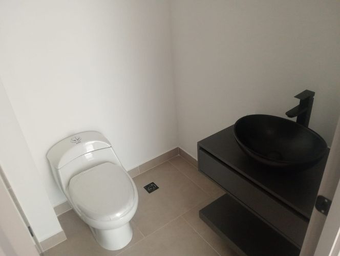 Apartamento de 3 alcobas en venta en Laureles, Medellín, 153 m² · foto 18 de 19