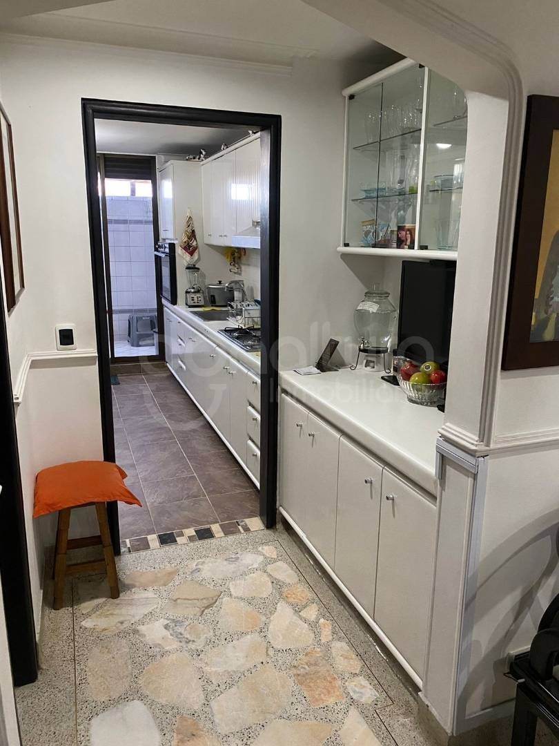 Apartamento en venta en Laureles, Medellín 2