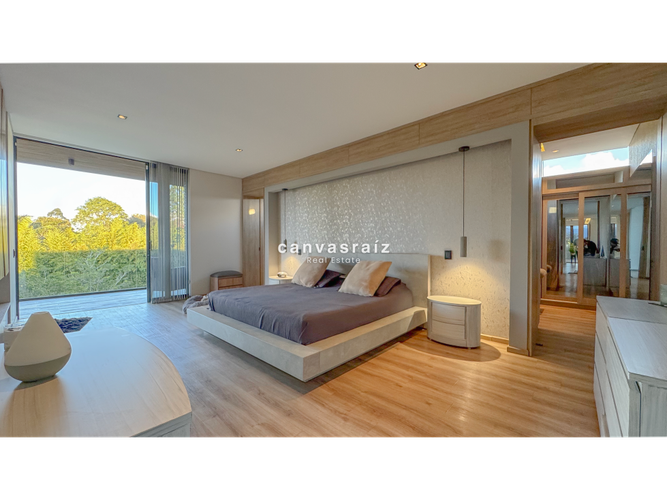 Casa de 5 alcobas en venta en Llano Grande, Rionegro, 460 m² · foto 14 de 24