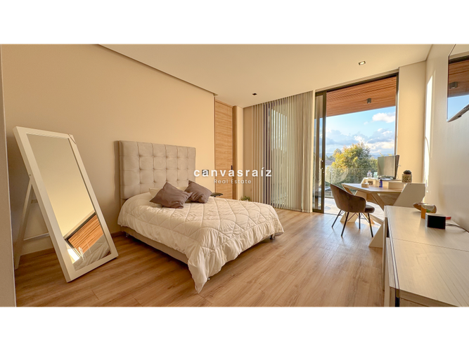 Casa de 5 alcobas en venta en Llano Grande, Rionegro, 460 m² · foto 17 de 24