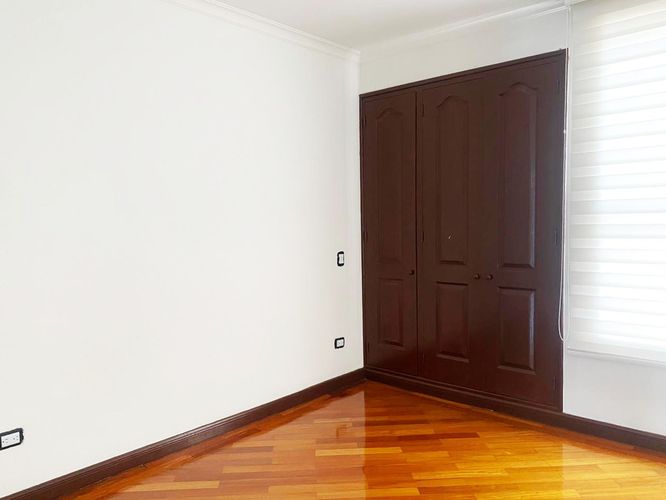 Apartamento de 3 alcobas en arriendo en El Poblado, Medellín, 130 m² · foto 3 de 20