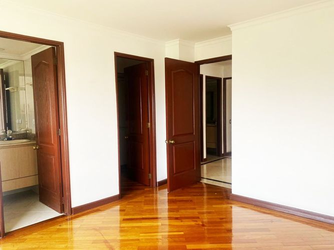 Apartamento de 3 alcobas en arriendo en El Poblado, Medellín, 130 m² · foto 8 de 20