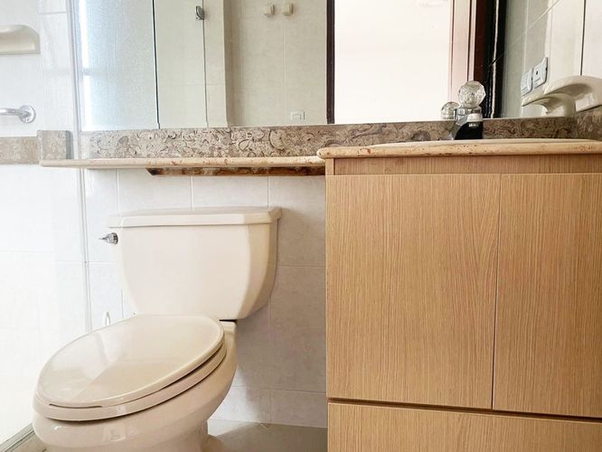 Apartamento de 3 alcobas en arriendo en El Poblado, Medellín, 130 m² · foto 16 de 20