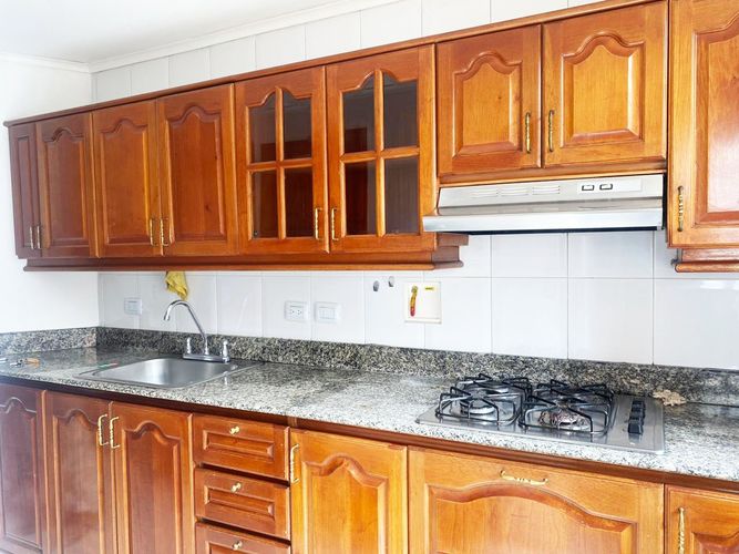 Apartamento de 3 alcobas en arriendo en El Poblado, Medellín, 130 m² · foto 19 de 20