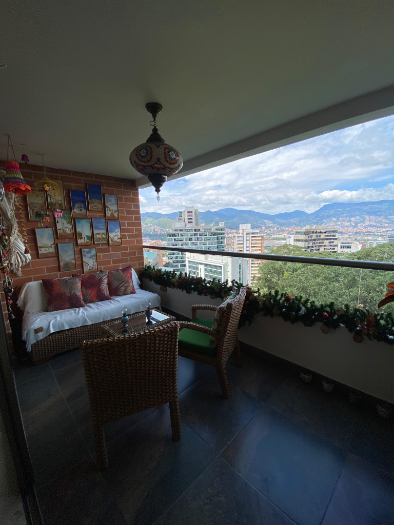 Apartamento en venta en El Poblado, Medellín [No disponible] 4