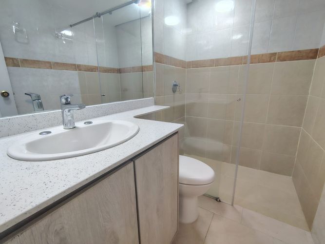 Apartamento de 2 alcobas en arriendo en El Poblado, Medellín, 87 m² · foto 16 de 17